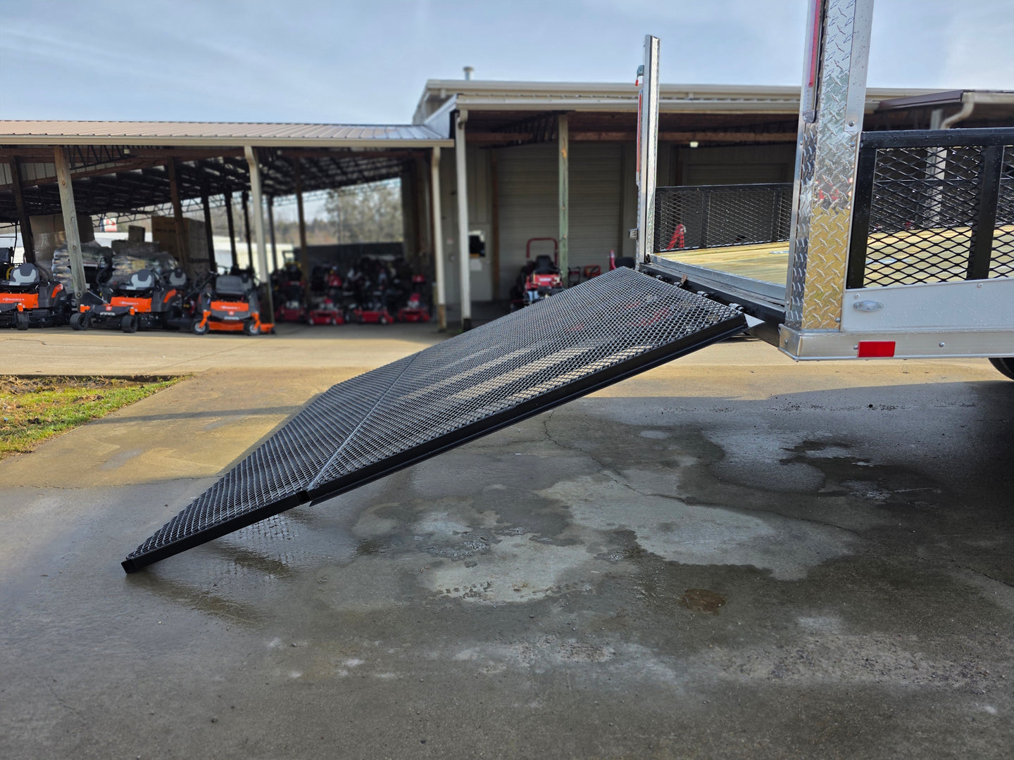 8.5x24 Hybrid White Enclosed V-Nose Trailer (2) 7000lb Axles side ramp view picture 