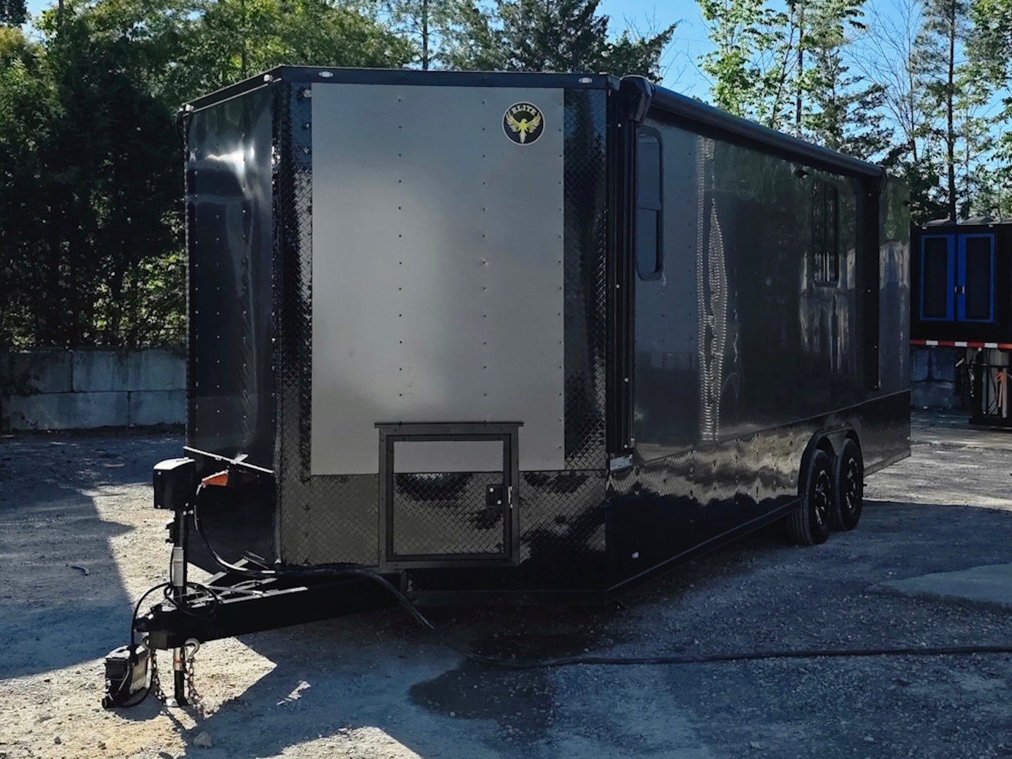8.5x24 Office Trailer Front right angle picture 