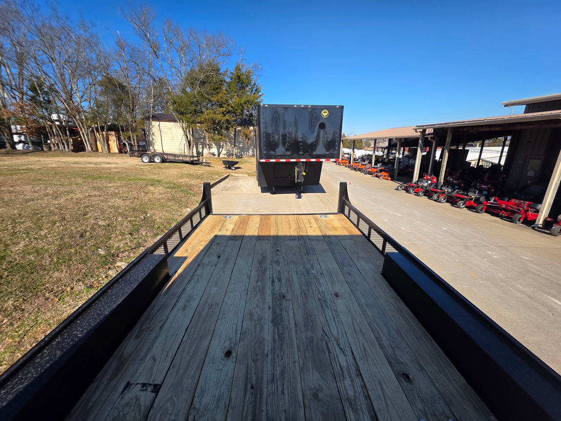 8.5x24 V nose Hybrid Black with Black Trim 2-7k axles straight deck view picture 