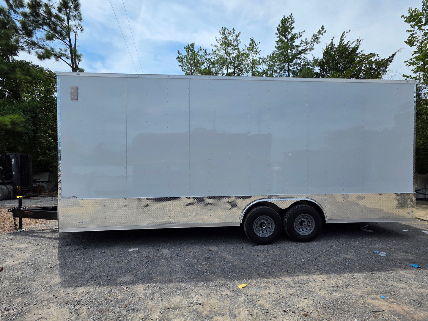 8.5x24 white -36773 right side picture 