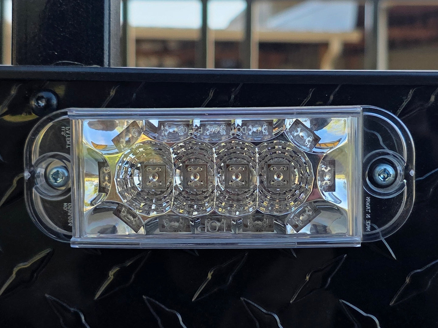 8.5x26 Hybrid with roof Exterior lights picture 