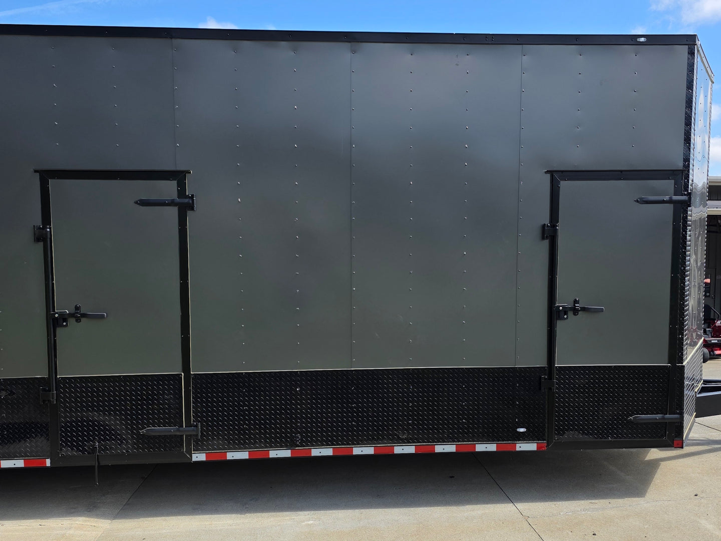 8.5x36 V nose Charcoal with Black Out Trim Both entry doors picture 