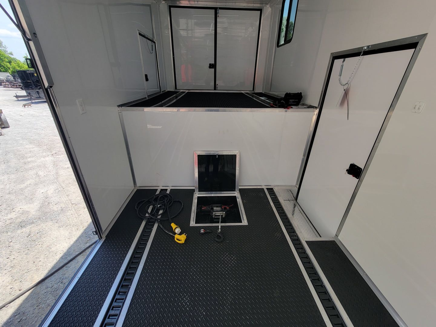 8.5x53 Gooseneck Black Showcase Car Hauler With Beaver Tail Interior wench picture 