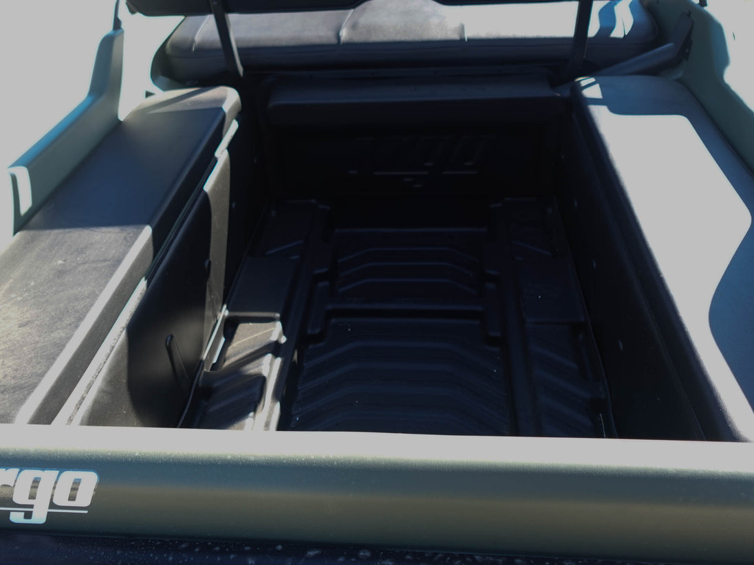 Argo Frontier 650 8x8 24HP Vanguard, Back View. 