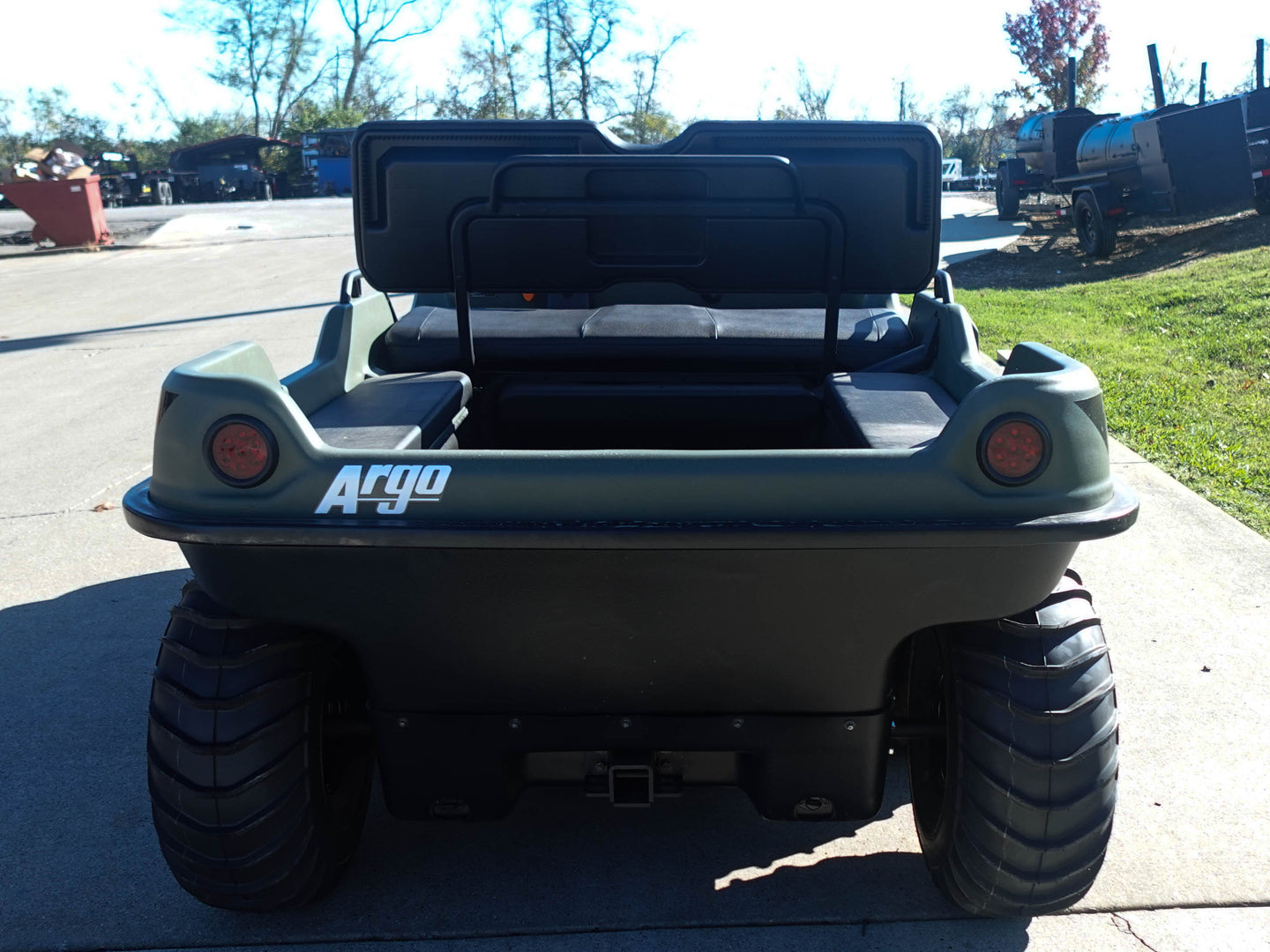 Argo Frontier 650 8x8 24HP Vanguard, Back View.