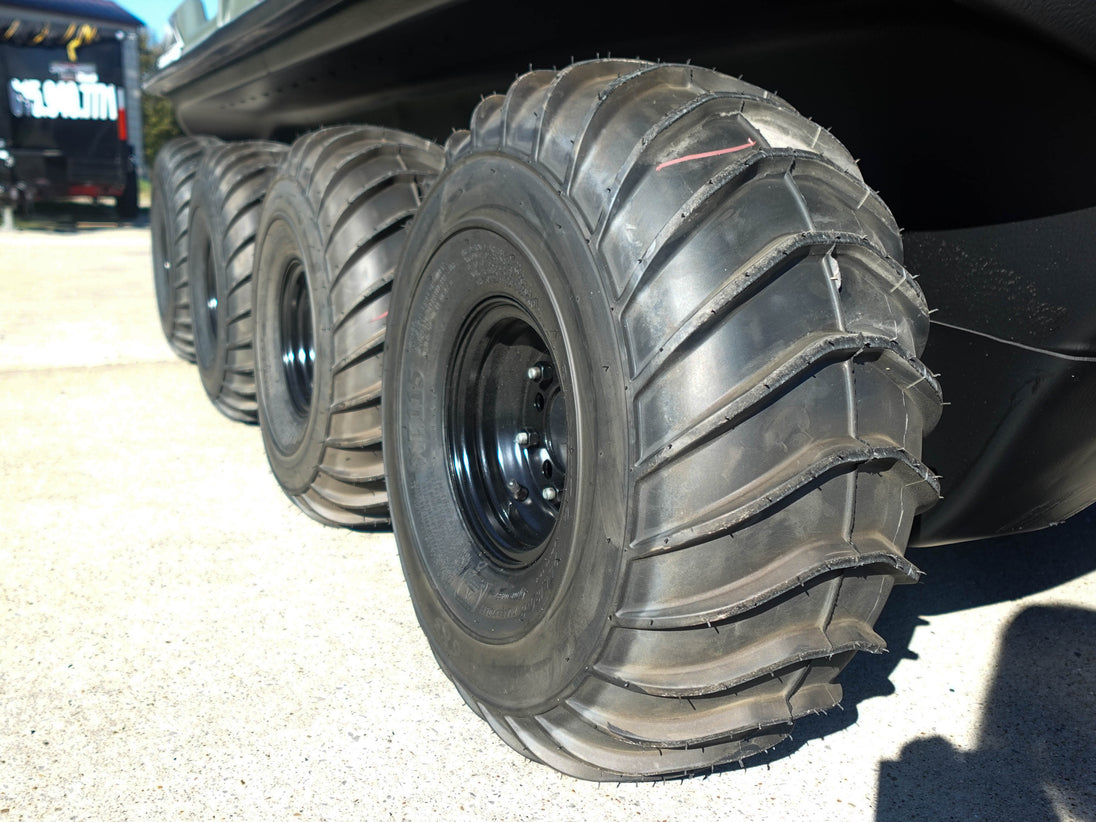 Argo Frontier 650 8x8 24HP Vanguard, Down View. 
