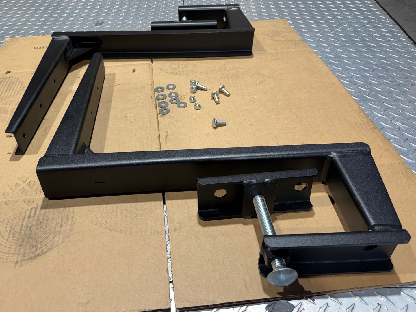 Billy Goat 812260 CustomFit Tailgate Hanger Kit For Debris Loaders Pic 3