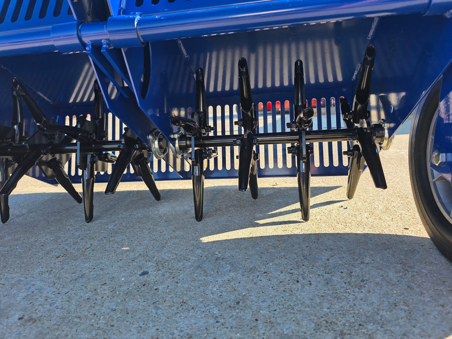 Bluebird 36'' Tow behind Aerator TA10 tine view picture 