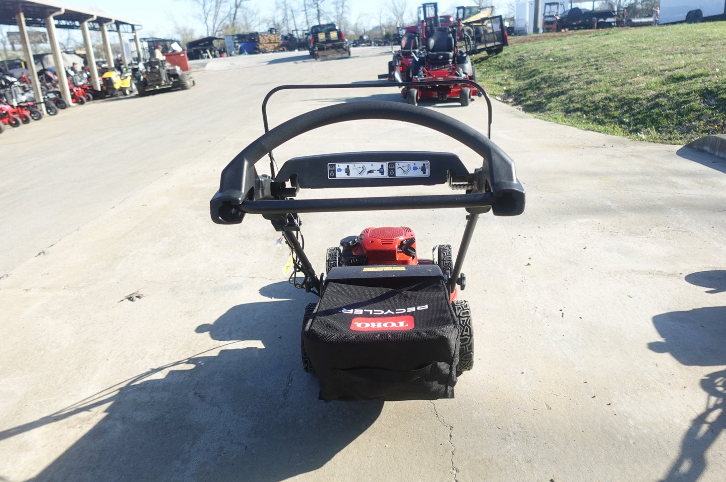 Toro 21464 22" Recycler Electric Start Gas Push Lawn Mower - SLE Equipment - 6