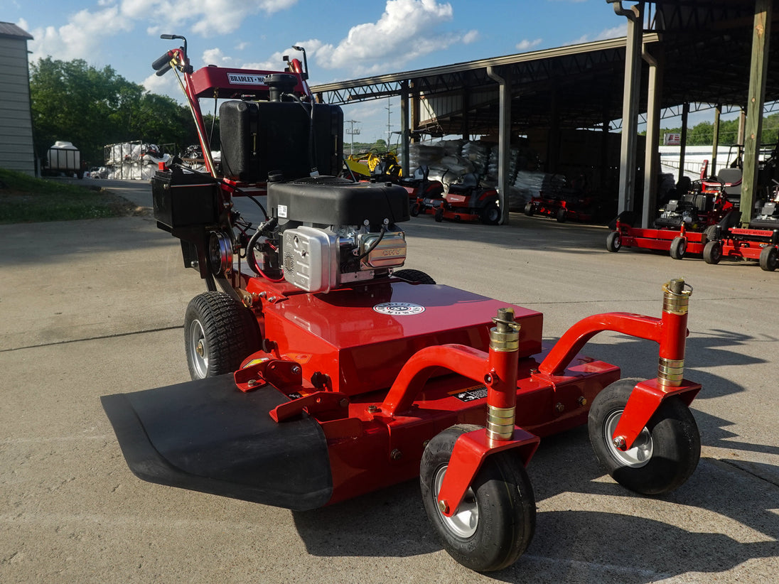 Bradley 32BDE - BS17 Belt Driven E - Clutch 32" Walk Behind Mower 17.5 HP Briggs - SLE Equipment - 8