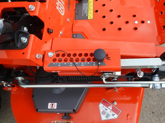 Husqvarna Z554L 54" Zero Turn Mower 27HP Kaw V - Twin +Bonus 522L Trimmer (Scratch and Dent) - SLE Equipment - 14