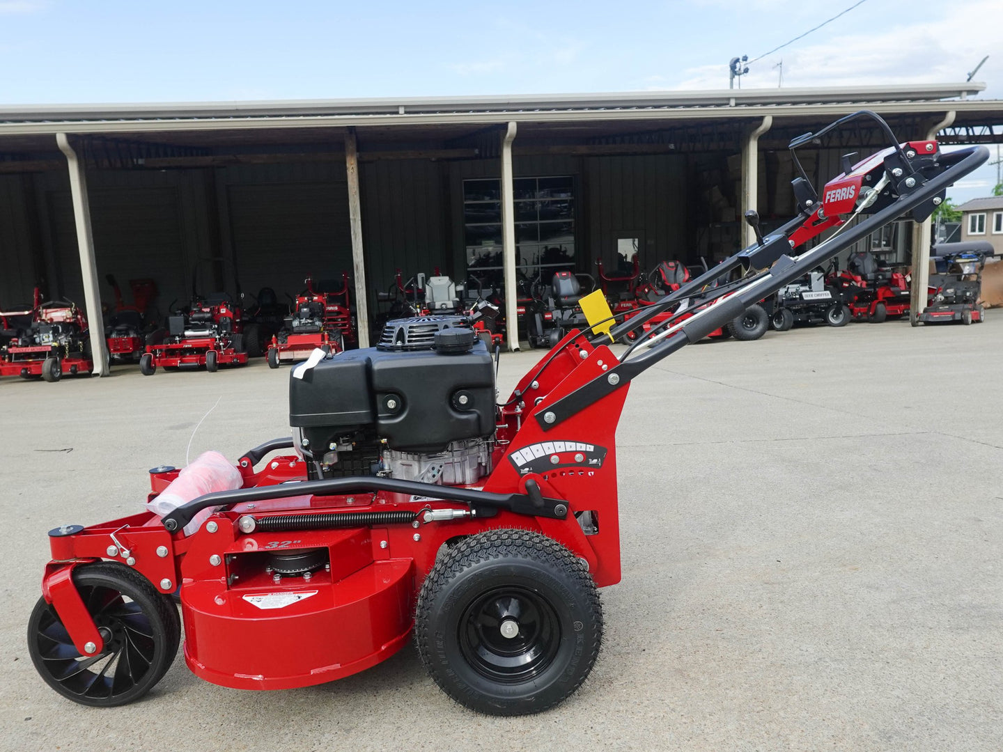 Ferris FW15 5901737 Walk Behind Mower 32" 10.20HP Honda - SLE Equipment - 4