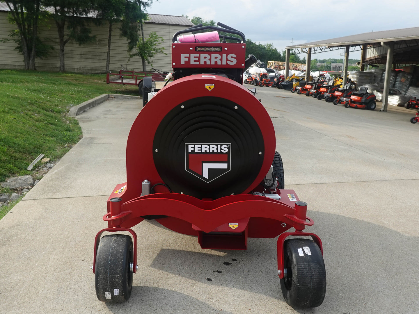 Ferris 5902194 FB3000 Hurricane Stand On Blower 35HP VAN Front 
