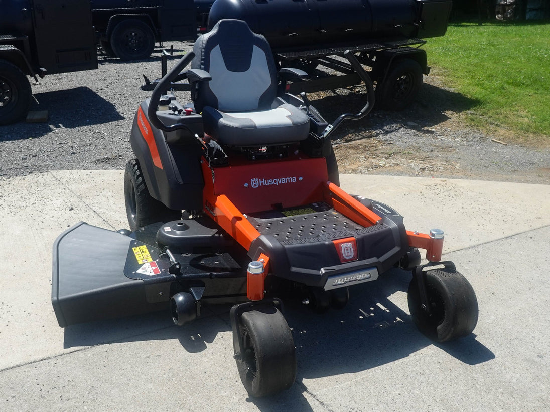Husqvarna Z254F Prem. Special Edition Zero Turn Mower 26HP KOHLER (Scratch and Dent) - SLE Equipment - 5