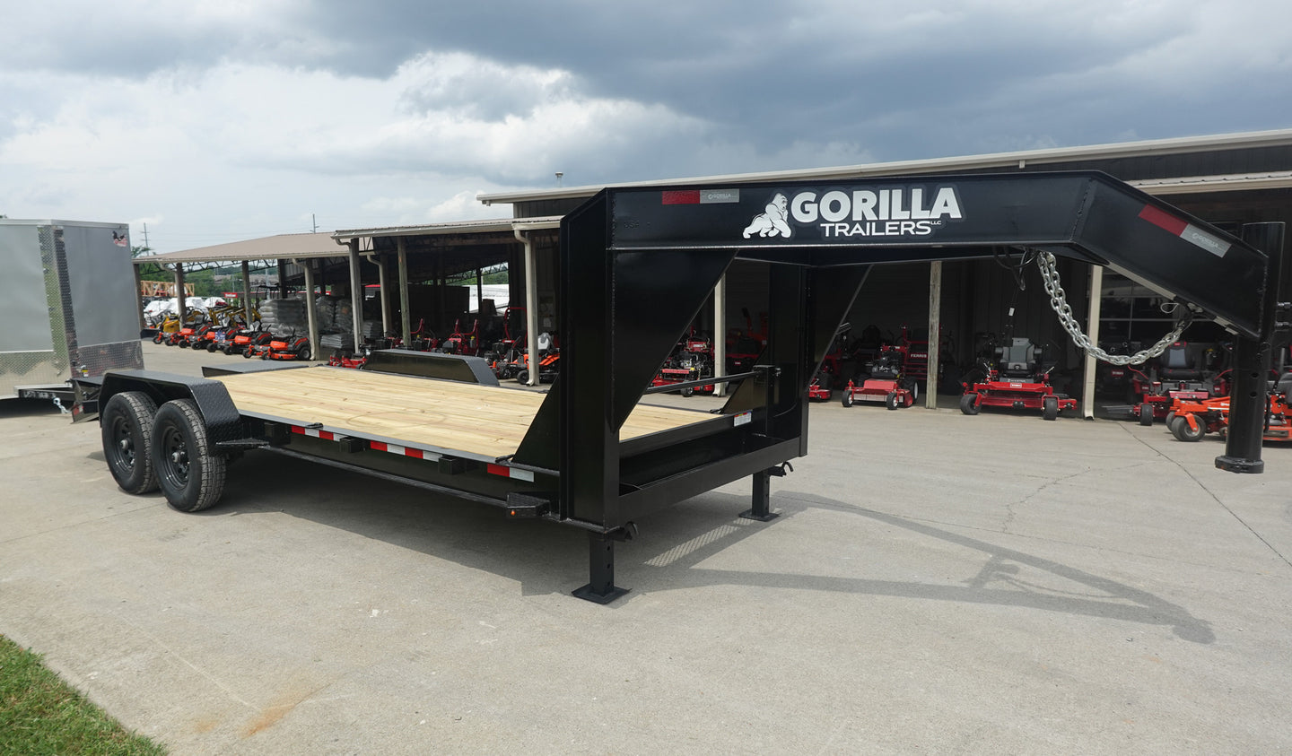 7x20 Gooseneck Equipment Trailer (2) 7K Axles Front Right  Side