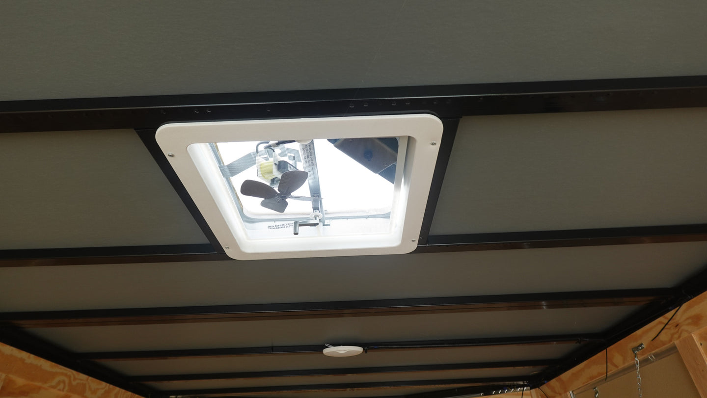 7X12 V-Nose Enclosed Cargo Trailer Roof Vent