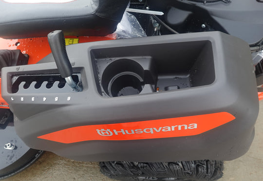 Husqvarna Z242F Special Edition 42" Zero Turn Mower 21.5HP KAW (Scratch and Dent) - SLE Equipment - 18