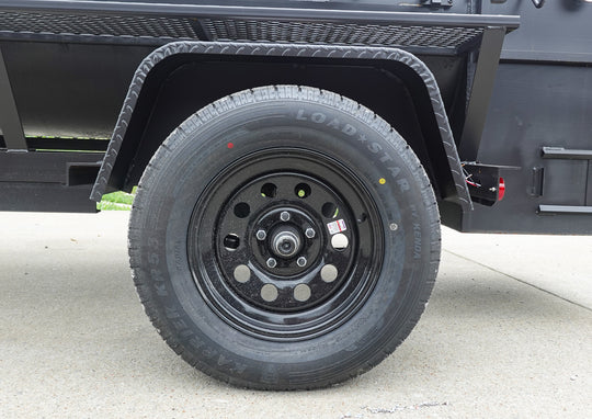 330 GAL Smoker Single Door With CounterWeight with Double Racks (1) 3,500lb Axle