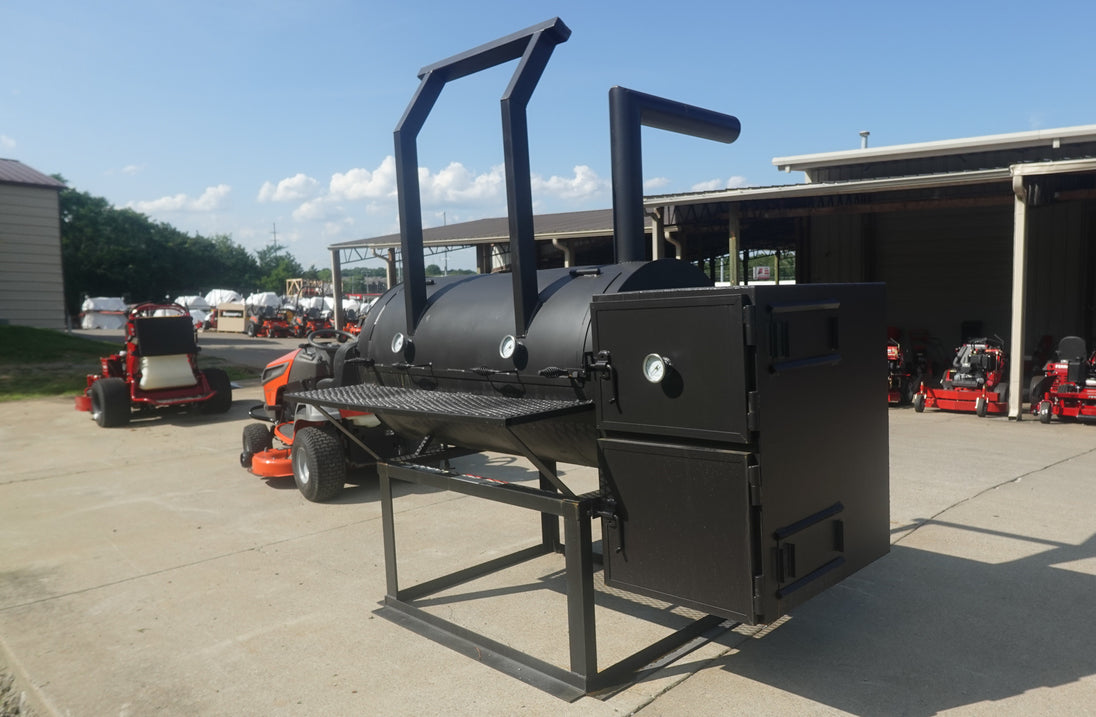 250  Gal  Patio Grill  Smoker Single Door With CounterWeight Front Warmer Box Side