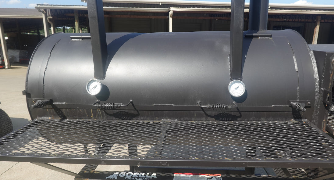 250  Gal  Patio Grill  Smoker Single Door With CounterWeight Temperature Gauges