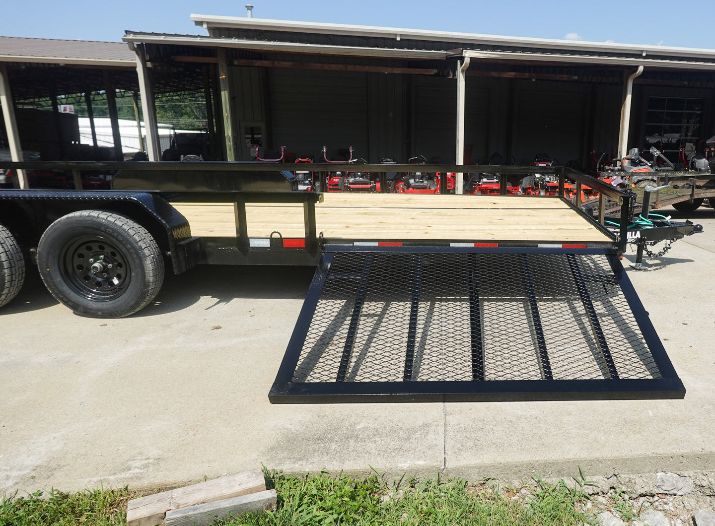 7x20 Dovetail Utility Trailer with Side Gate (2) 3,500lb Axles 7K GVWR - SLE Equipment - 15