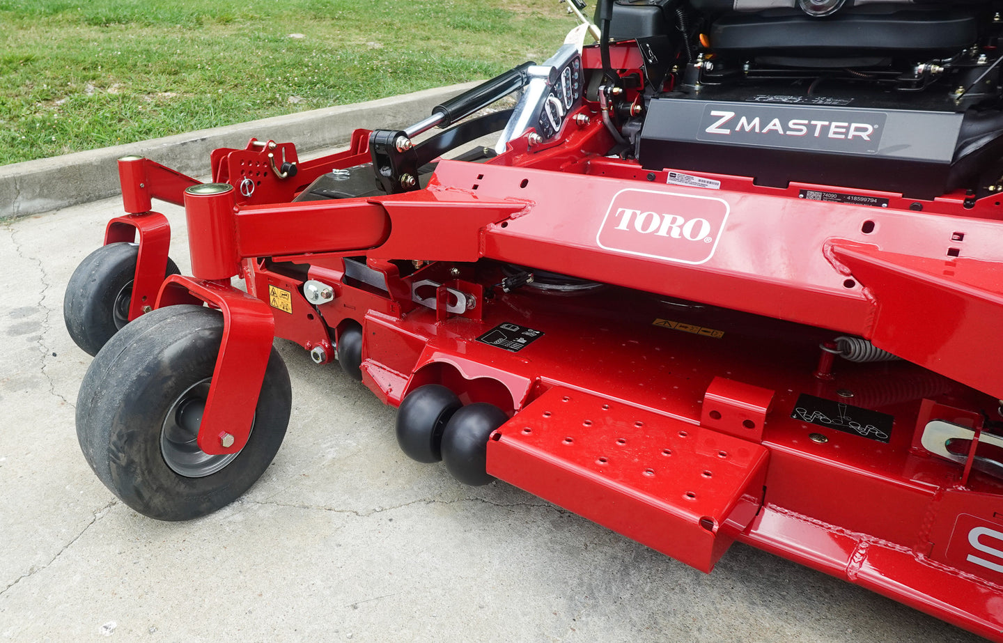Toro 74090 96" 7500 Z Master Zero Turn Mower 38HP Kohler EFI Deck