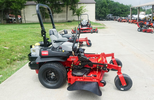 Toro 72981 60" 6000 Z Master Zero Turn Mower 37HP Vanguard EFI Oil Guard ETC Right Side