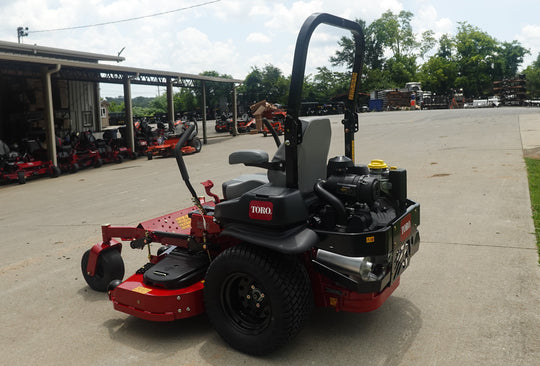 Toro 72981 60" 6000 Z Master Zero Turn Mower 37HP Vanguard EFI Oil Guard ETC Left Side Rear