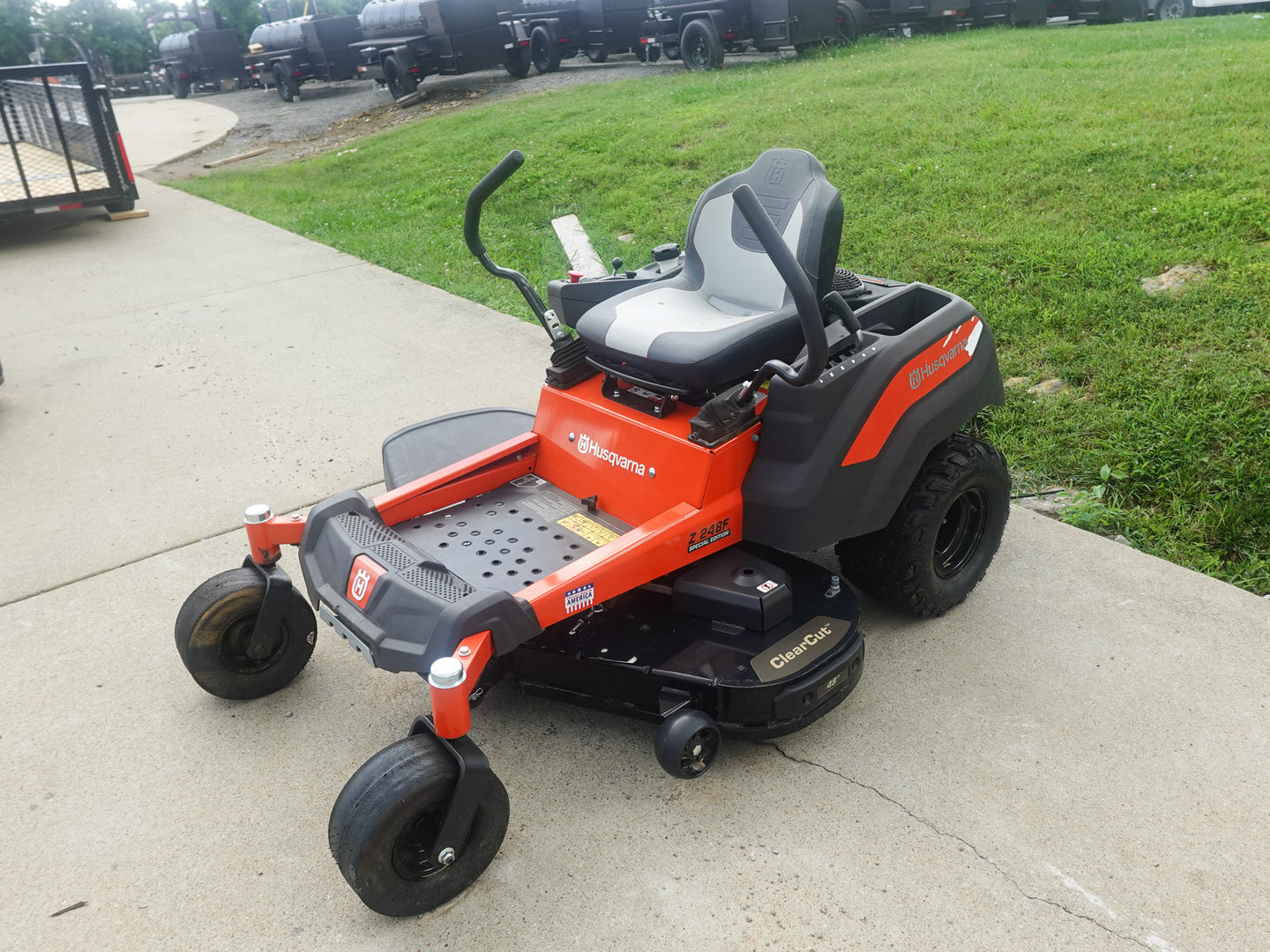 Husqvarna Z248F Special Edition Zero Turn Mower 21.5HP Kawasaki (Scratch and Dent 1339) - SLE Equipment - 2