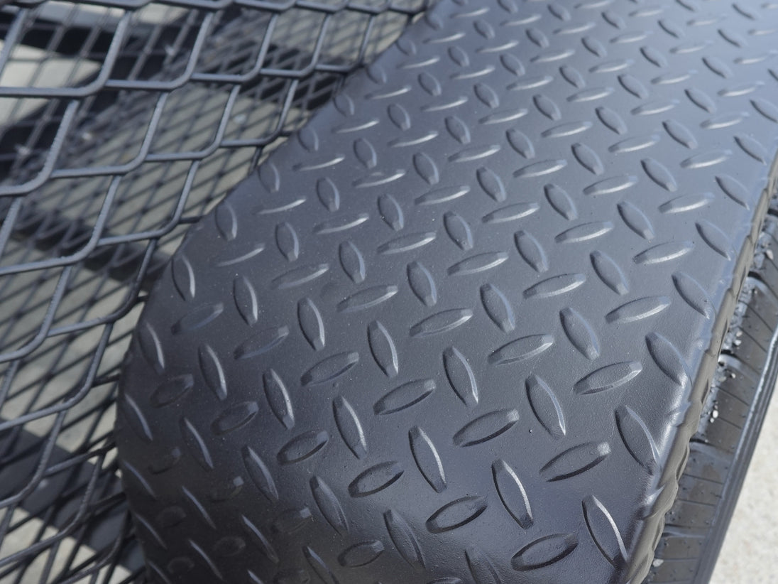 330 Gallon Charcoal Grill With Warming Box Fender