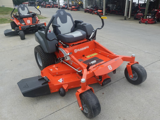 Used Husqvarna MZ61 61" Zero Turn Lawn Mower 24HP KAW Front Right