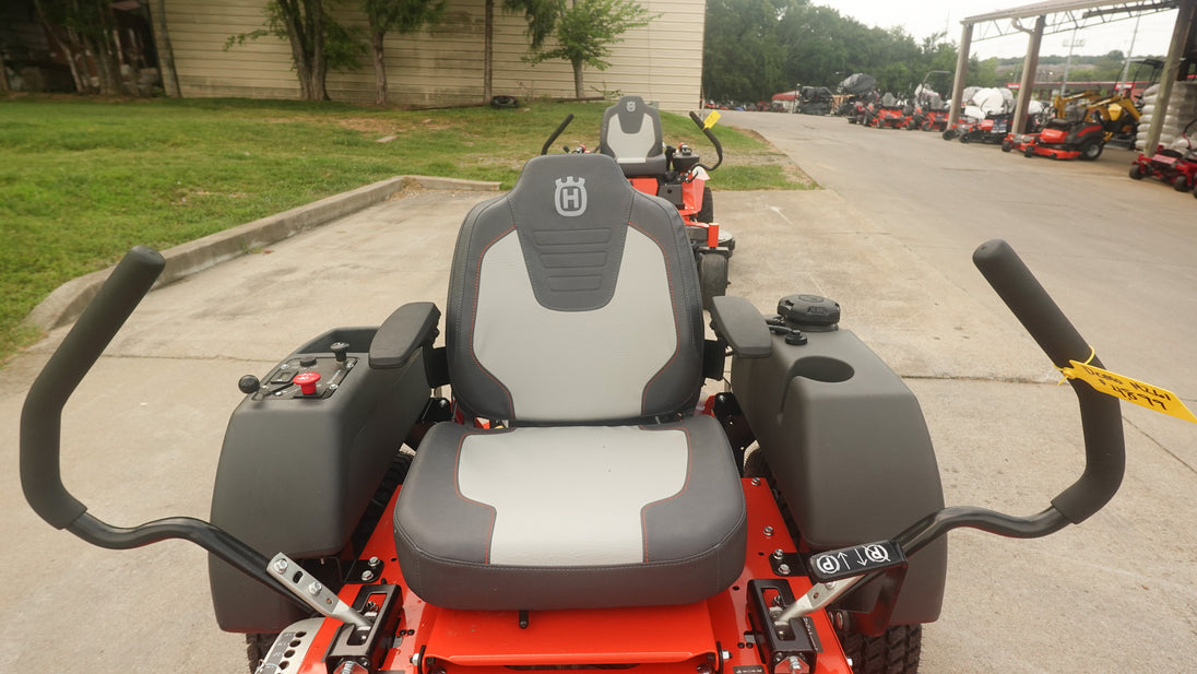 Used Husqvarna MZ61 61" Zero Turn Lawn Mower 24HP KAW Seat