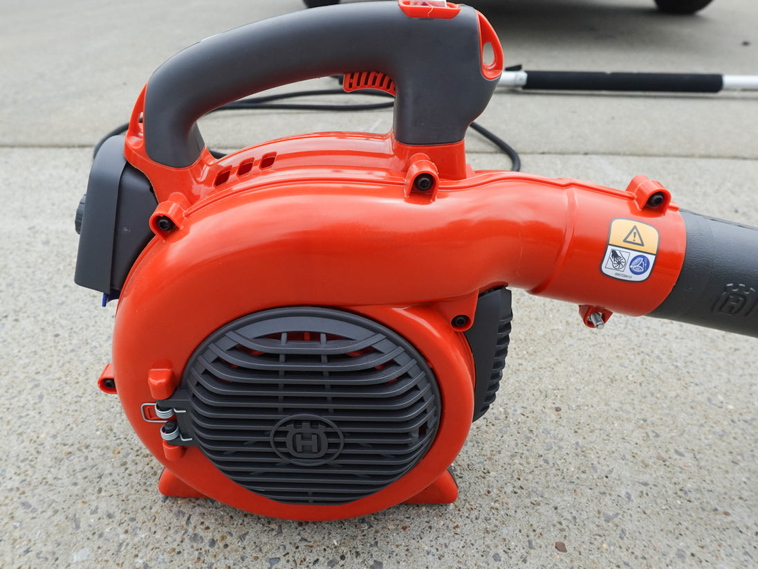 Simpson BB65108 Hot Water Pressure Washer 4.0 GPM Van Utility Bundle Blower