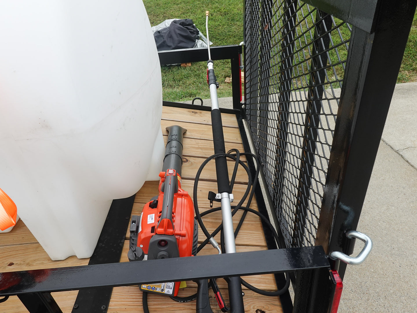 Simpson BB65108 Hot Water Pressure Washer 4.0 GPM Van Utility Bundle Blower and Wand