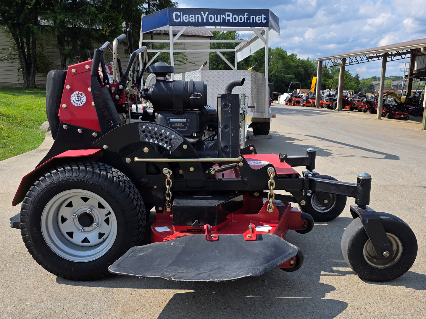 Demo Bradley 52SC-BS26 52" Stand On Compact Zero Turn Mower (0569) Right side picture 