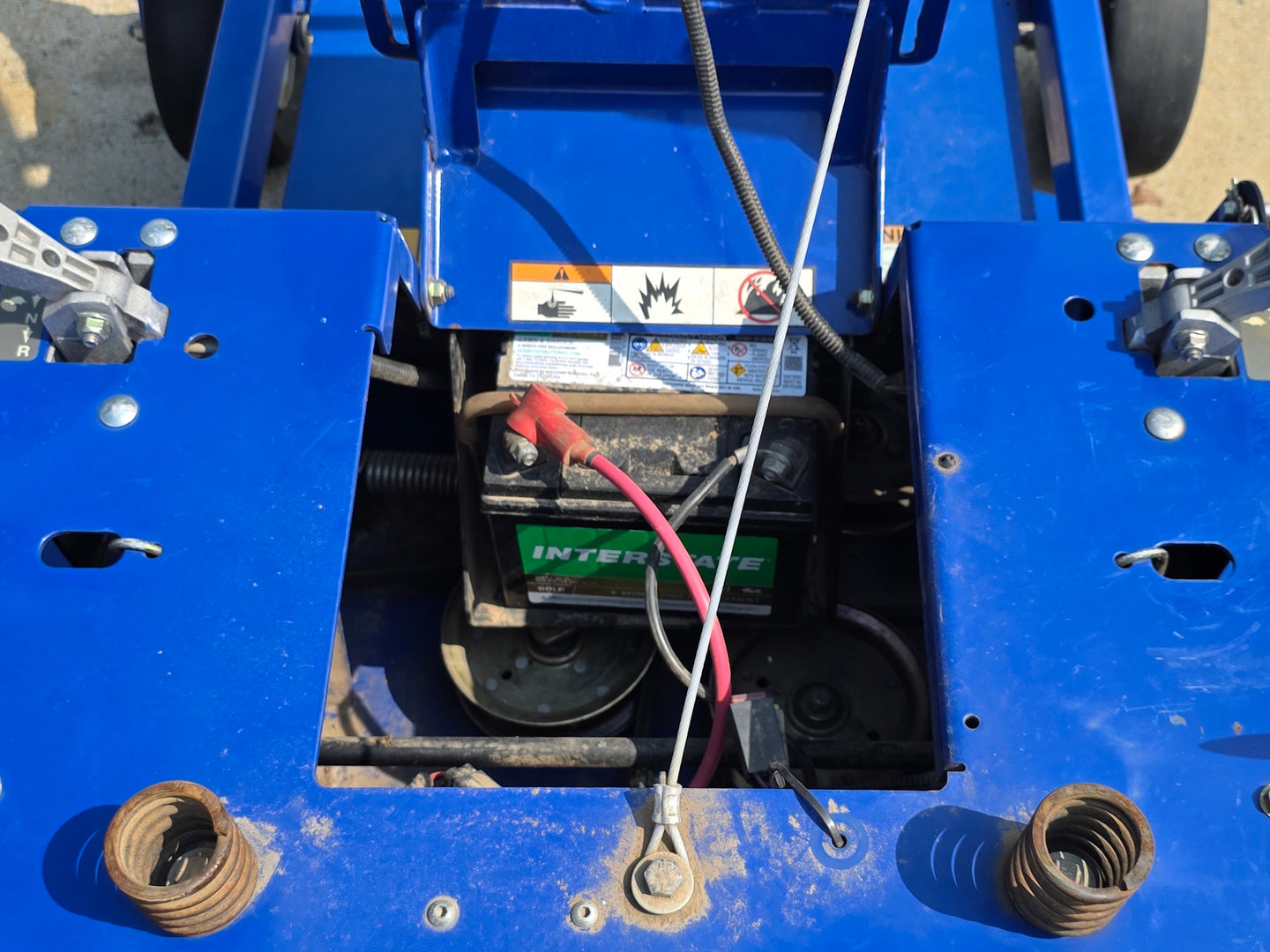 Demo Dixon ZTR 52" (7951) Battery picture 