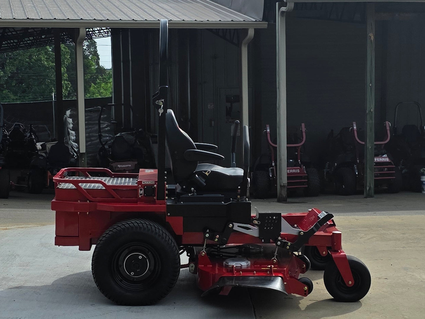 Encore Caliber Electric EC60L26 60" Zero Turn Mower Li-ion Battery LFP 76.8V Left side picture 