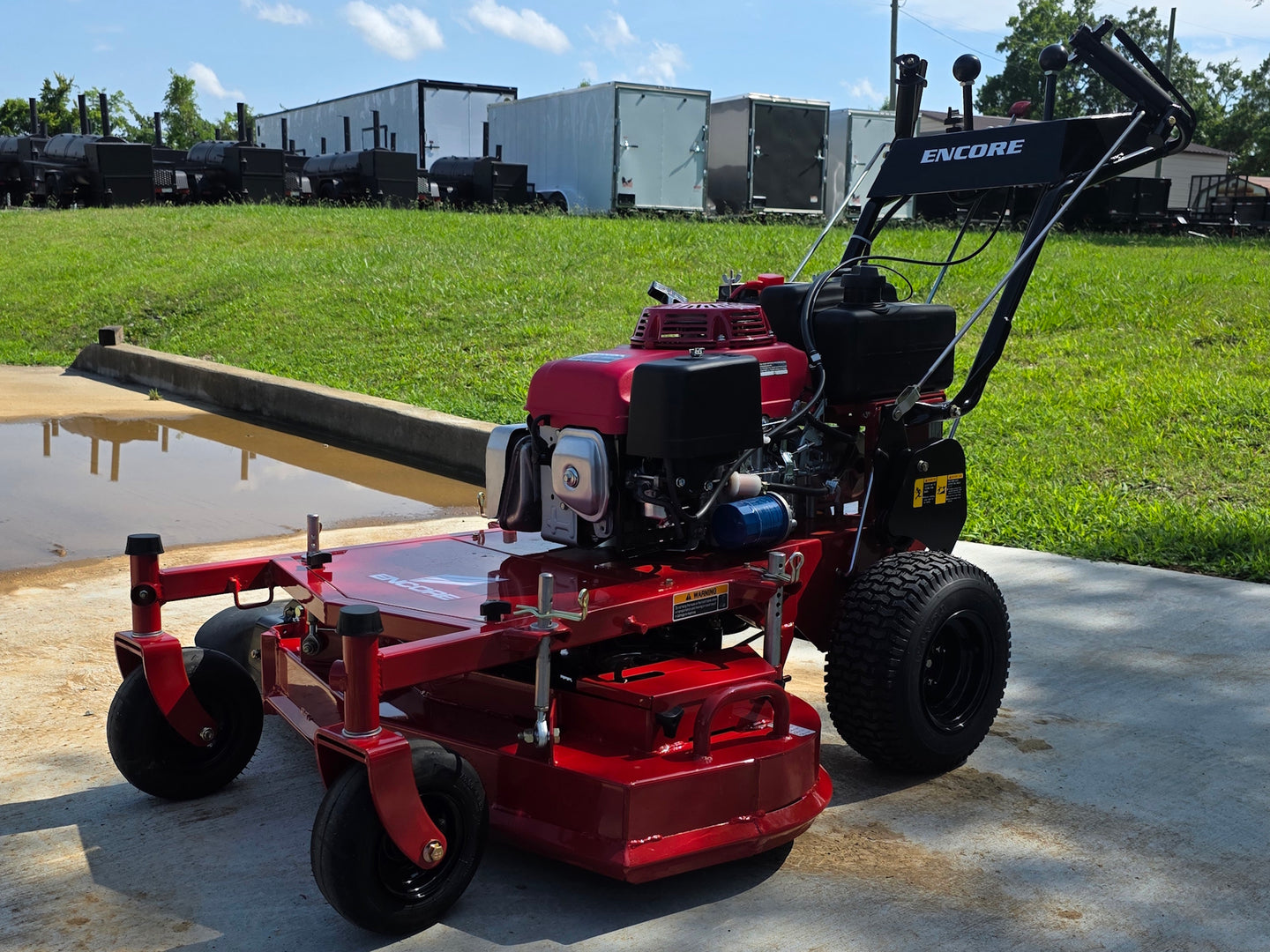 Encore EW32HE11 32" Commercial Walk Behind Mower 10.7HP Honda Front right angle picture 