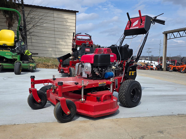 Encore EW32X11HD Commercial Walk Behind Mower 32" 10.5HP Honda Front right angle view 