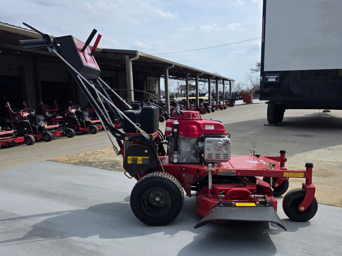 Encore EW32X11HD Commercial Walk Behind Mower 32" 10.5HP Honda Left side picture 