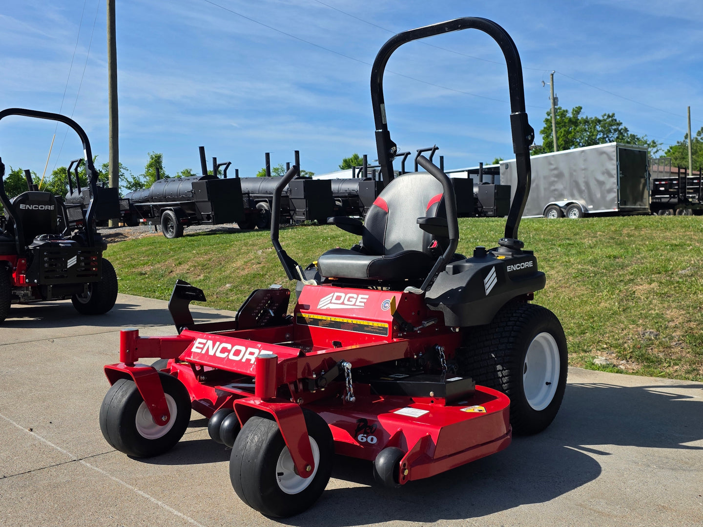 Encore Edge EE60FR730V32 60" Zero Turn Mower 23HP Kawasaki Front right-angle picture 