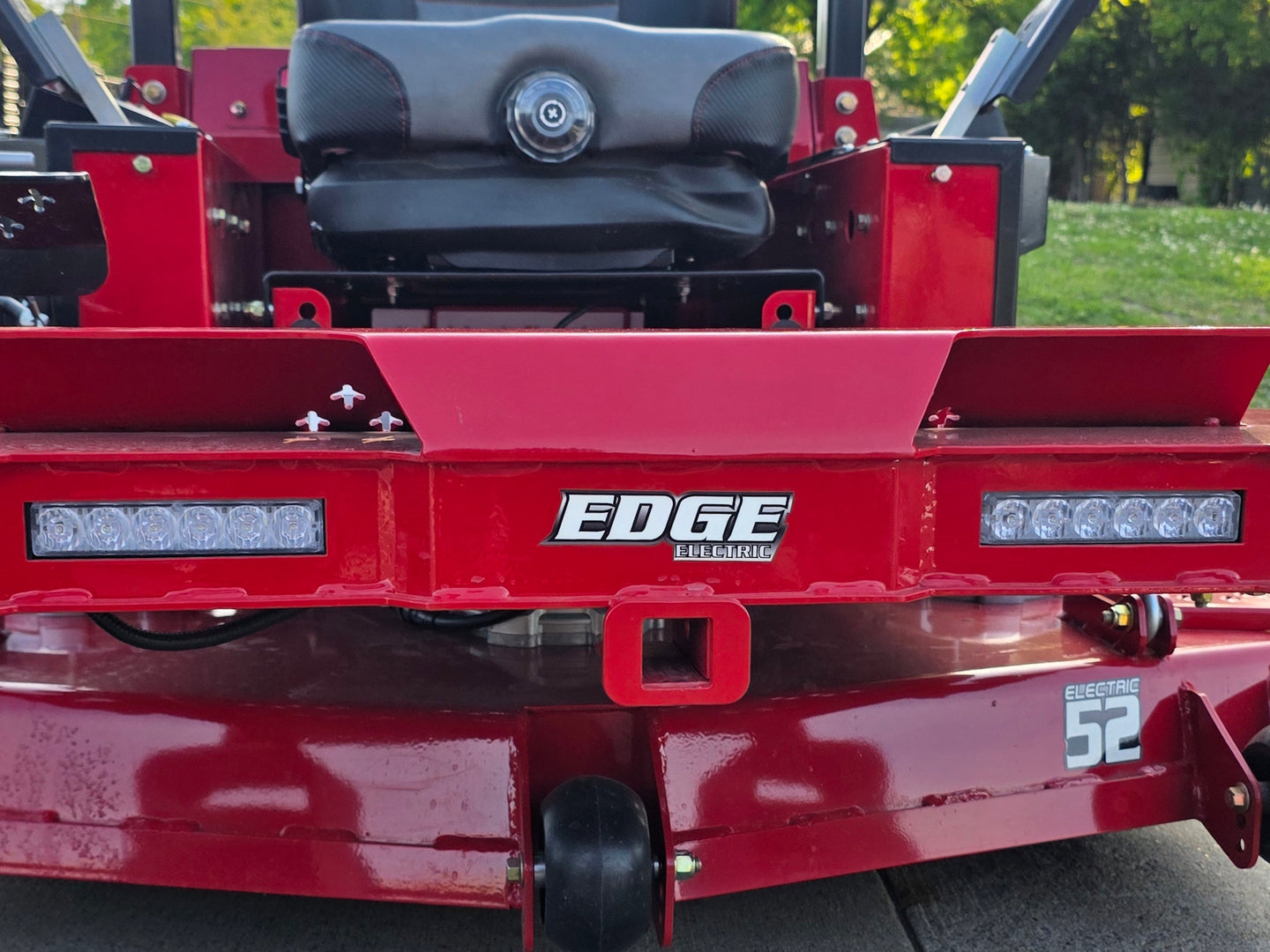 Encore Edge Electric EE52L16 Zero Turn Mower 52" Li-ion Battery LFP 76.8V Headlight picture 