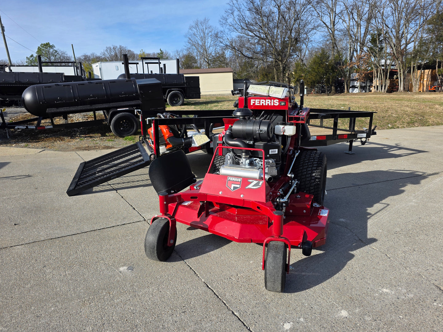 Ferris 5901940 SRSZ1 48" Stand On Mower 5x10 Utility Handheld Package front mower view picture 