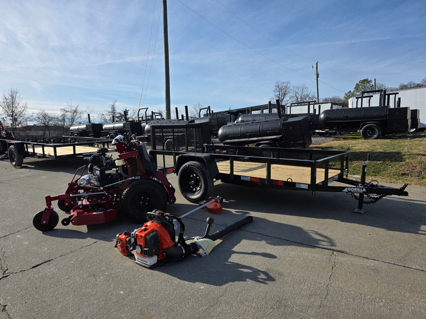 Ferris 5901940 SRSZ1 48" Stand On Mower 5x10 Utility Handheld Package right angled view picture 