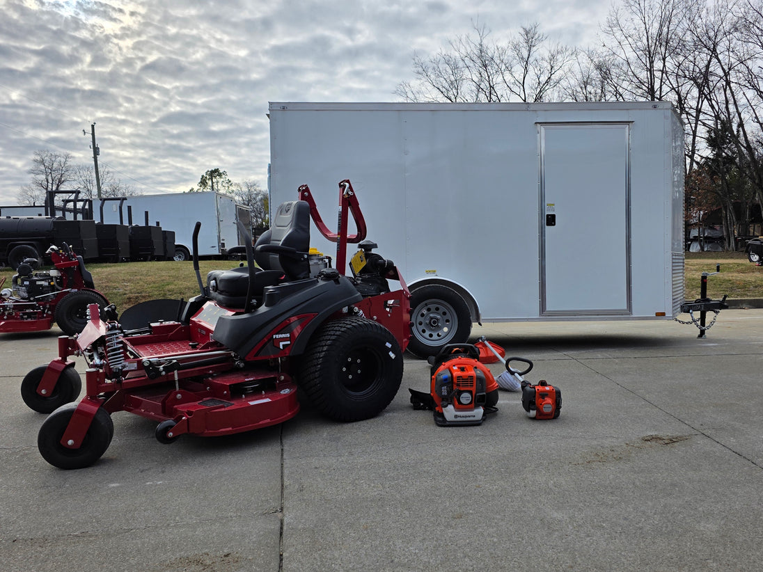 Ferris 5902064 ISX3300 60" Zero Turn Mower Encl Trailer Handhelds Bundle front view picture 