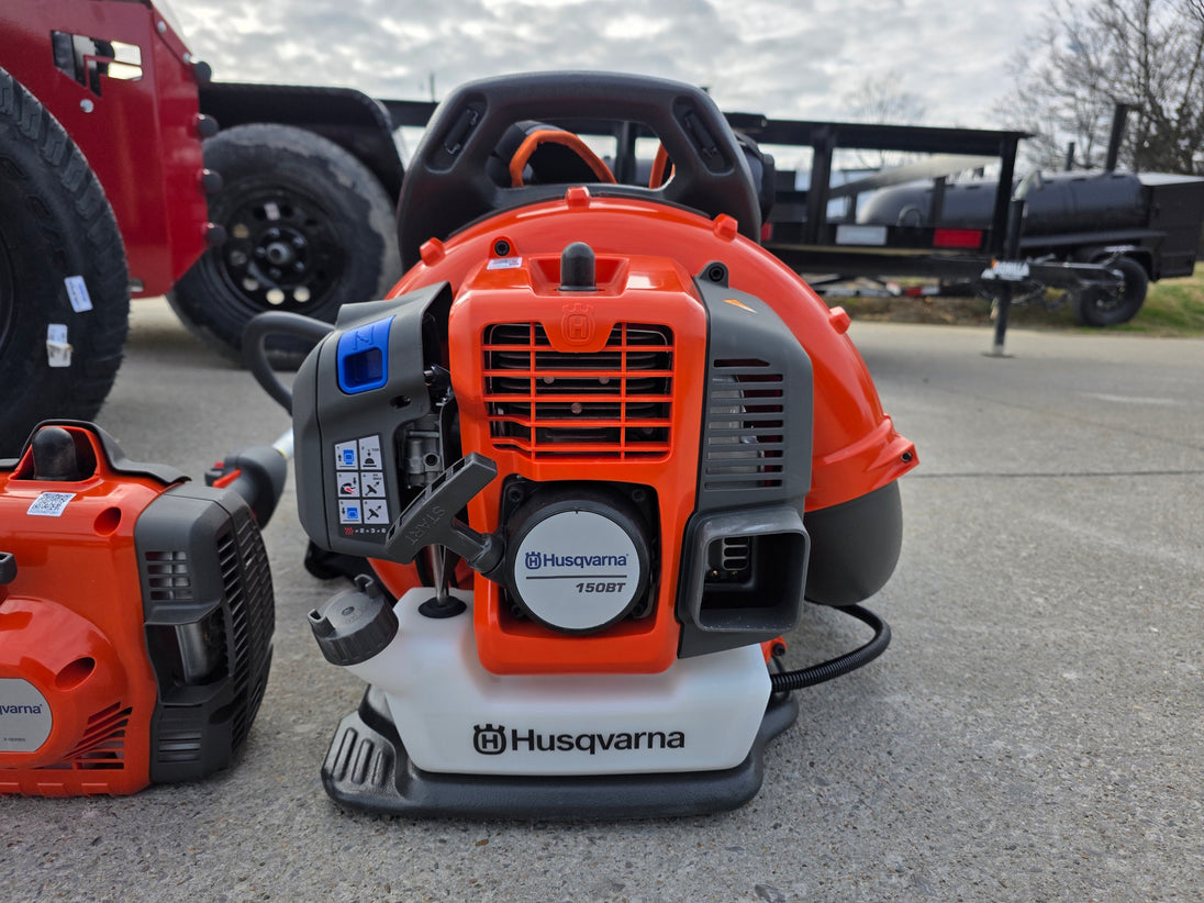 Ferris 5902064 ISX3300 60" Zero Turn Mower Utility Trailer Handheld Bundle front blower view picture 