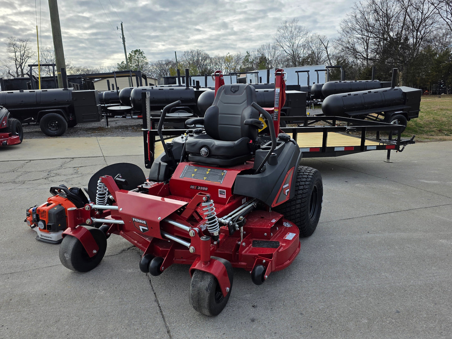 Ferris 5902064 ISX3300 60" Zero Turn Mower Utility Trailer Handheld Bundle front mower view picture 