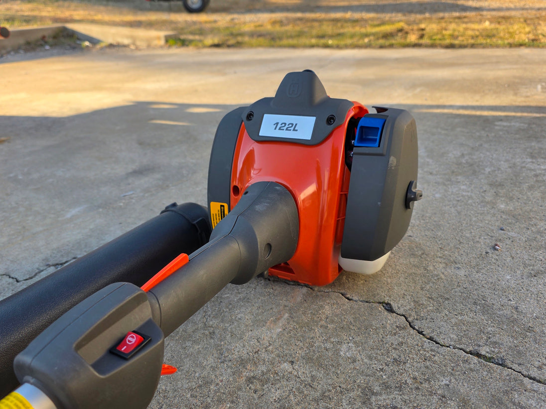 Ferris 5902075 60" ISX800 Zero Turn Mower Handhelds Bundle (Instant Rebate Included) front 122L front view picture 