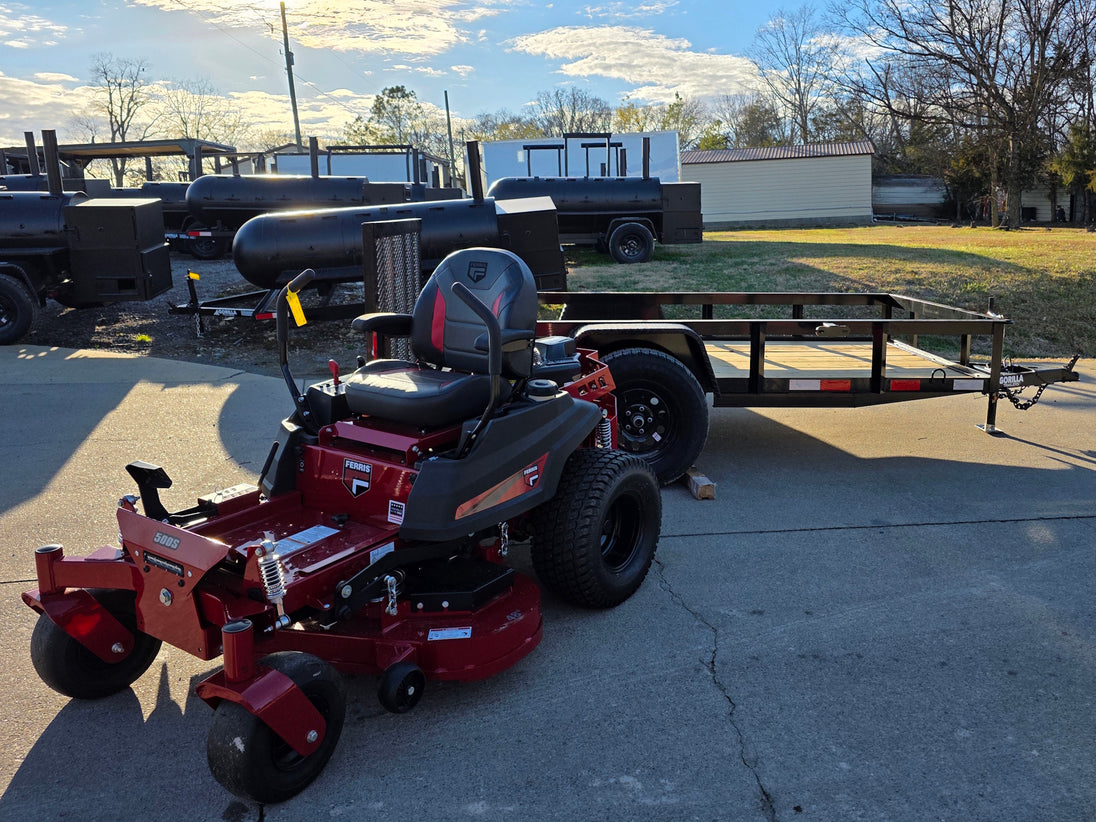 Ferris 5902101 500S 48" Zero Turn Mower Util Trailer Bundle top front view picture 