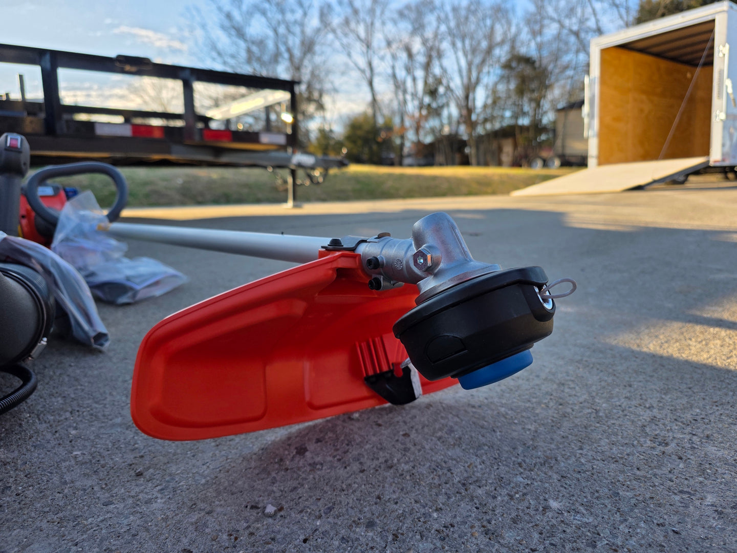 Ferris 5902101 500S 48" Zero Turn Mower Util Trailer Handhelds Bundle trimmer head view picture 